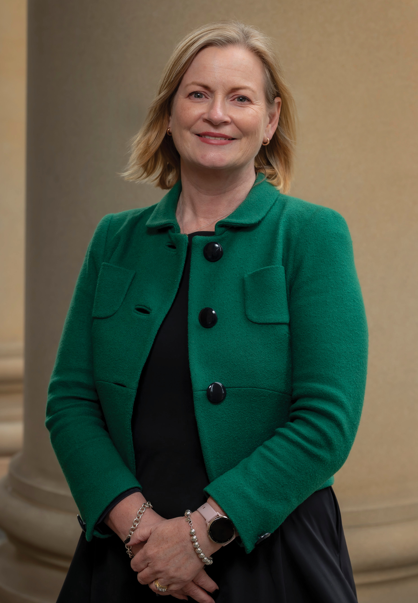 Ms Geraldine Farrell