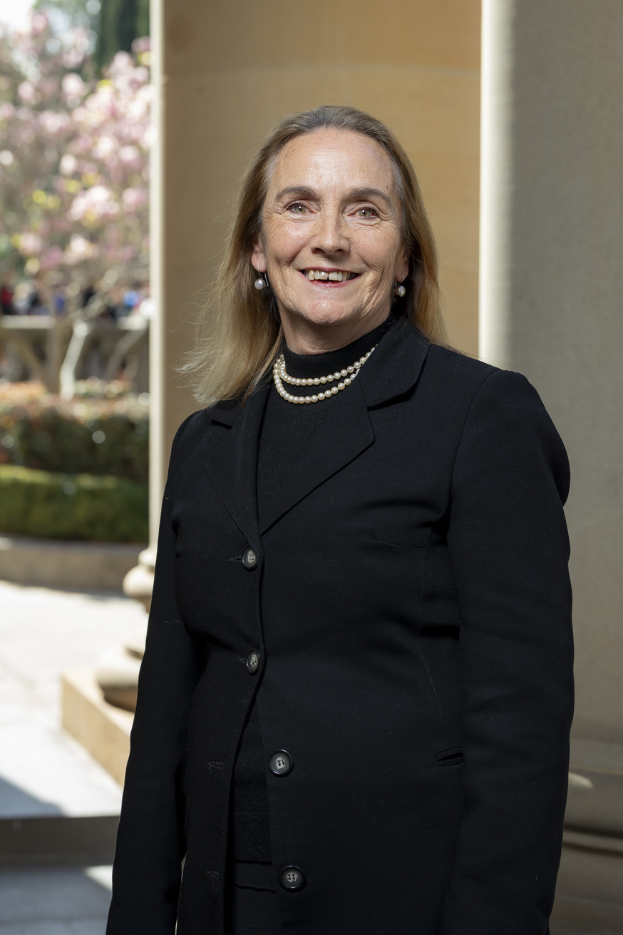 Ms Susie Roberts